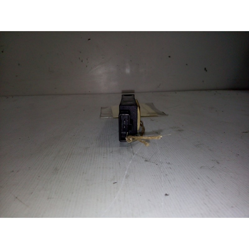 Recambio de antena para volkswagen passat cc (357) 2.0 tdi referencia OEM IAM 1K0909141-5FA74422900  