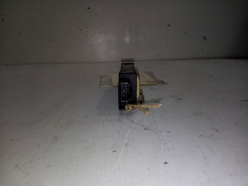 Recambio de antena para volkswagen passat cc (357) 2.0 tdi referencia OEM IAM 1K0909141-5FA74422900  