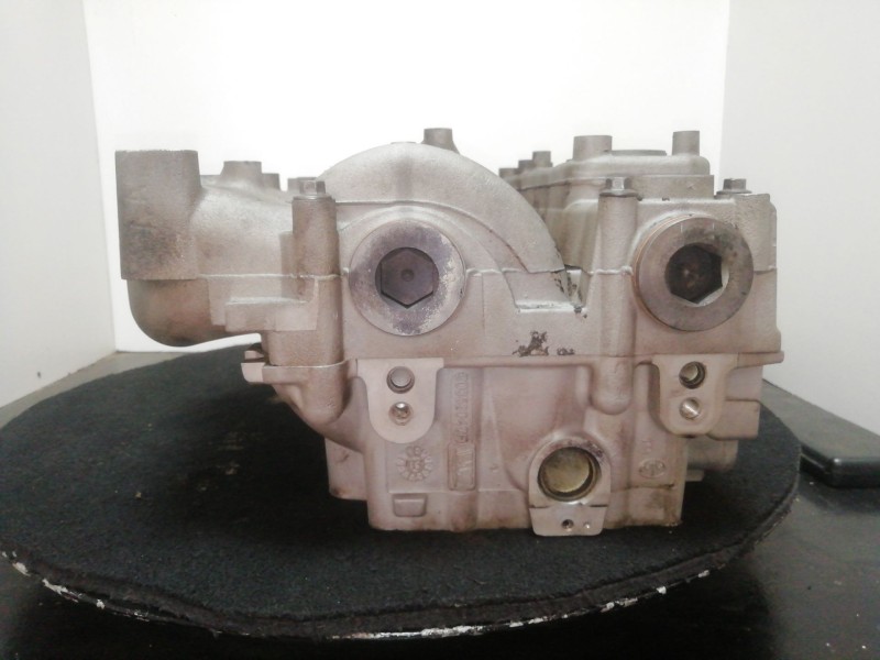 Recambio de culata para jeep cherokee (kj) 2.5 crd cat referencia OEM IAM 90352040F  