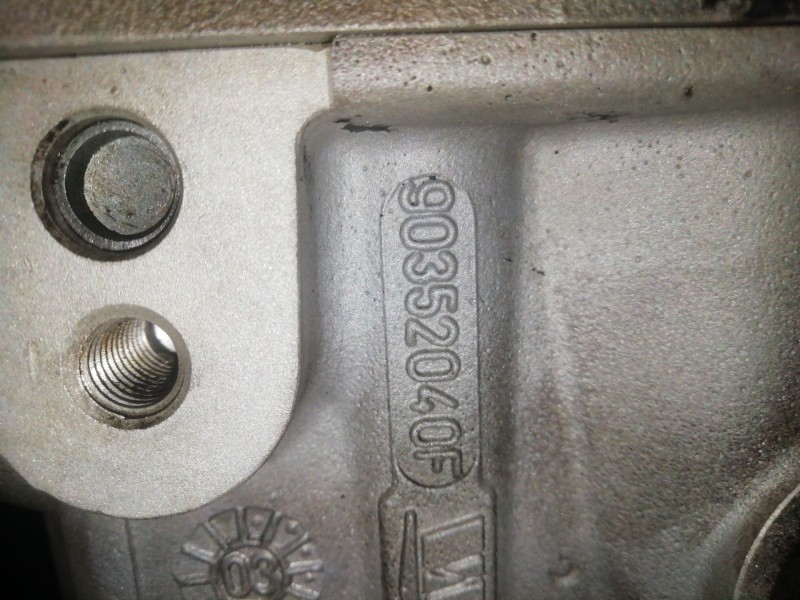 Recambio de culata para jeep cherokee (kj) 2.5 crd cat referencia OEM IAM 90352040F  