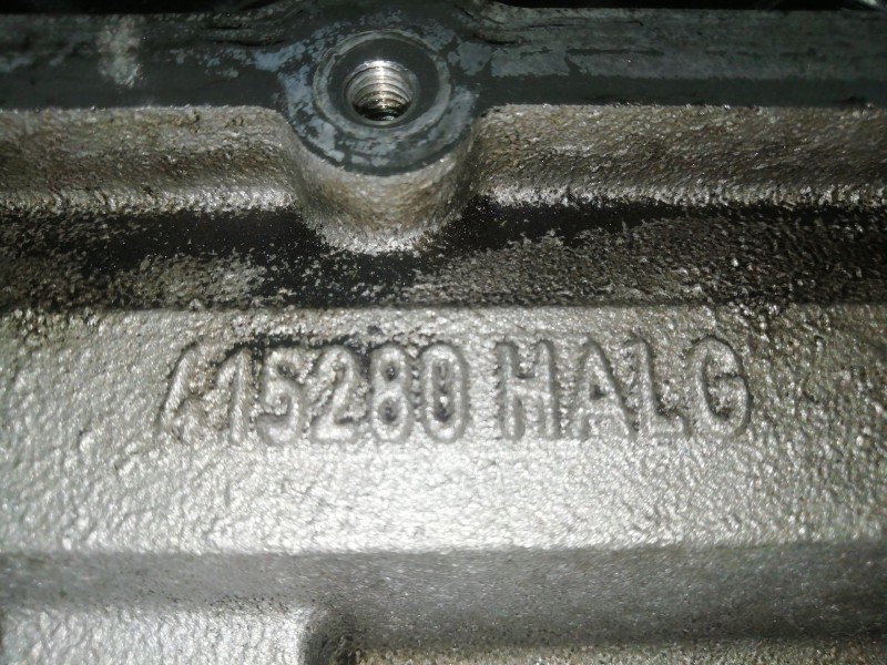 Recambio de culata para dacia logan (ls_) 1.5 dci (ls0k) referencia OEM IAM 415280  6 TALADROS ADMISION