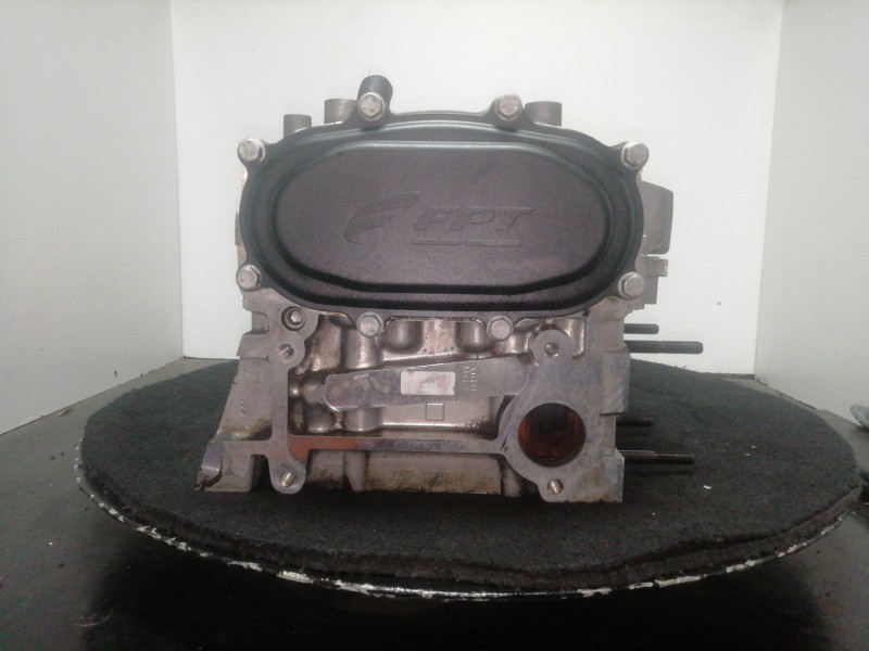 Recambio de culata para iveco daily vi furgoneta 33s15, 35s15, 35c15 referencia OEM IAM 5801835399  