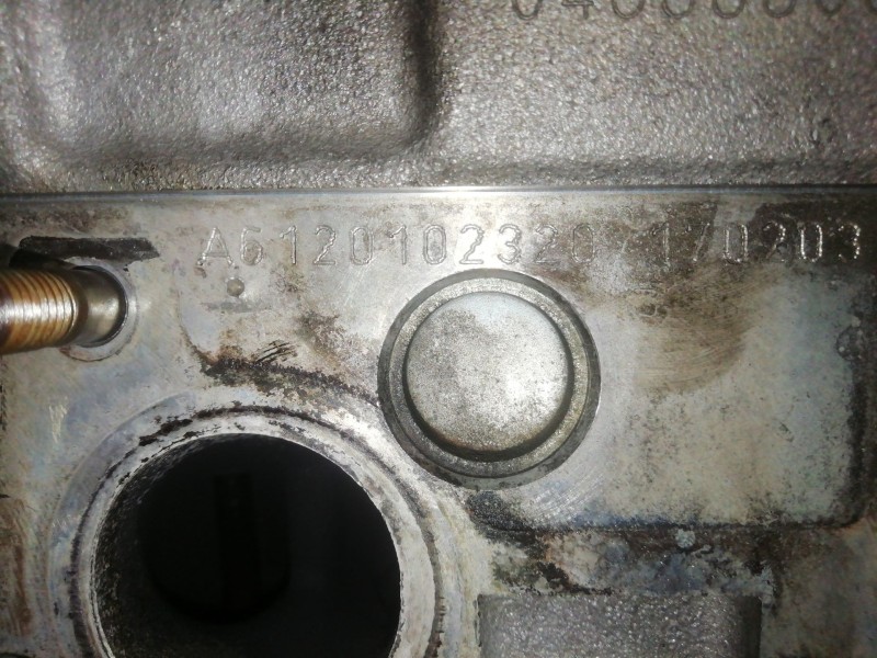 Recambio de culata para mercedes-benz clk (c209) clk 270 cdi (209.316) referencia OEM IAM A6120102320  