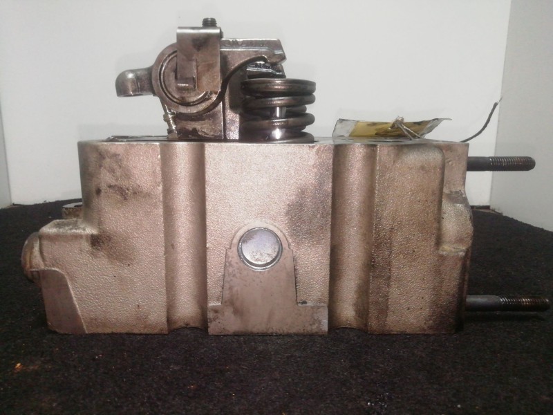 Recambio de culata para jeep grand cherokee i (zj, zg) 2.5 td 4x4 (z) referencia OEM IAM 90352013F  