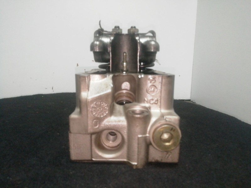 Recambio de culata para jeep grand cherokee i (zj, zg) 2.5 td 4x4 (z) referencia OEM IAM 90352029F  