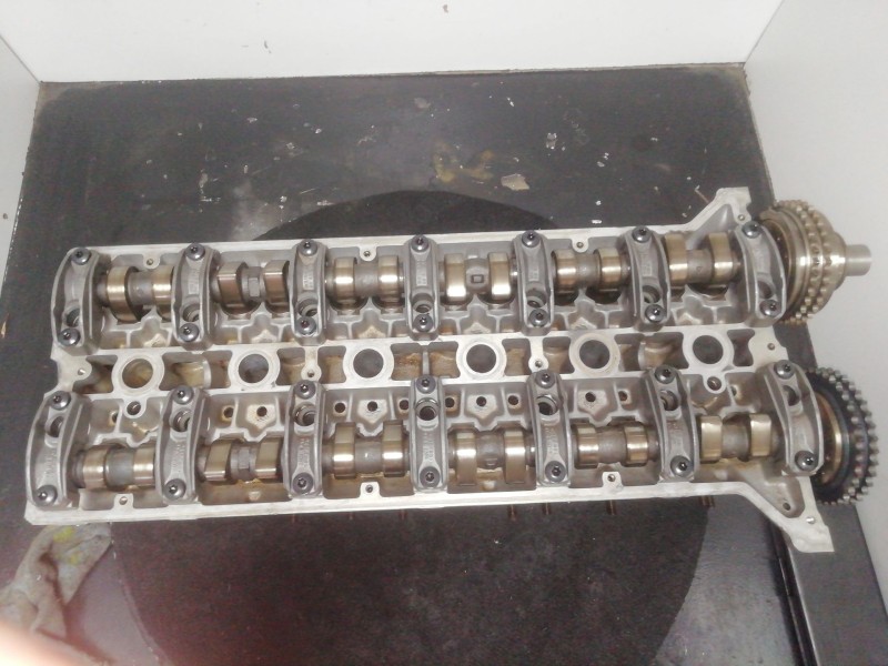 Recambio de culata para mercedes-benz clase e (w210) e 320 (210.055) referencia OEM IAM R1040161601  