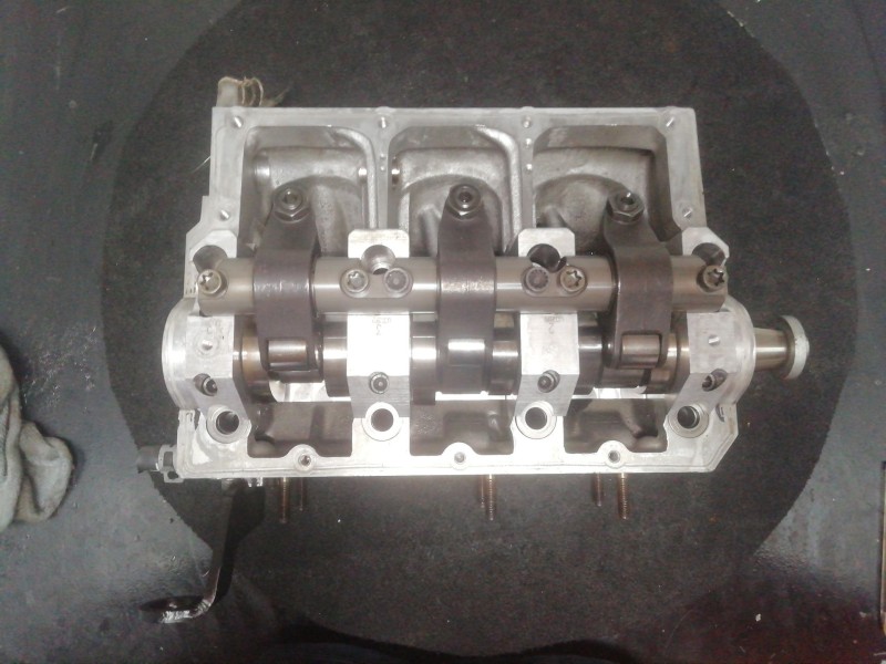 Recambio de culata para skoda roomster (5j7) 1.4 tdi referencia OEM IAM 045103373H  