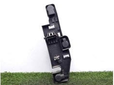 Recambio de portalamparas para dacia logan 1.4 cat referencia OEM IAM SIN REFERENCIA IZQUIERDO  2
