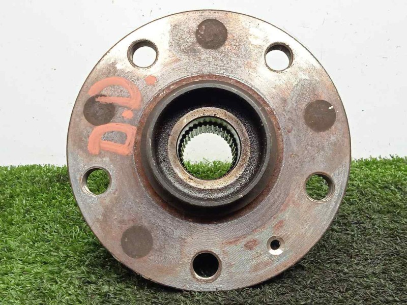 Recambio de buje para seat altea (5p1) 1.9 tdi referencia OEM IAM SIN REFERENCIA 5X112 4.TORNILLOS
