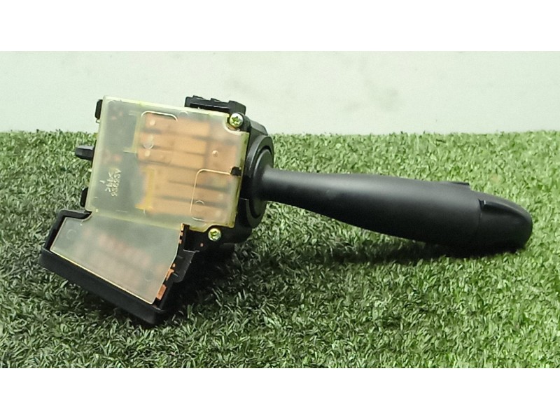 Recambio de mando luces para hyundai getz (tb) 1.5 crdi referencia OEM IAM 32932A  1.CONECTOR