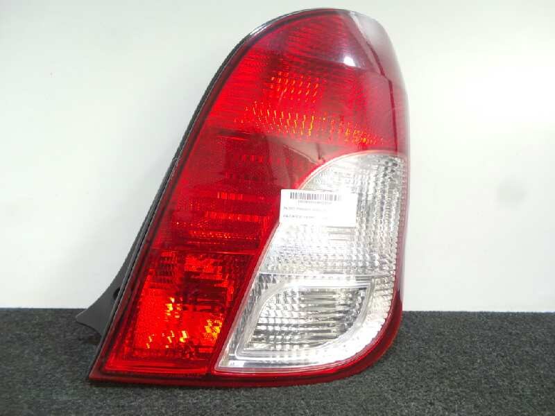 Recambio de piloto trasero derecho para kia carens 1.8 cat referencia OEM IAM  00-02 