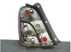 Recambio de piloto trasero derecho para kia carens 1.8 cat referencia OEM IAM  00-02  2