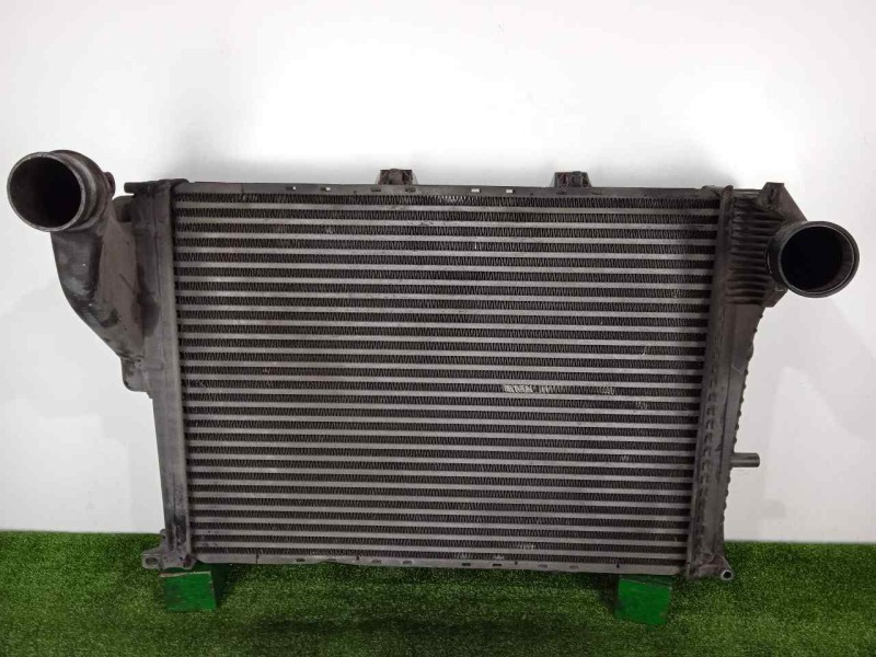 Recambio de intercooler para renault m200 midliner m 200 referencia OEM IAM 20810103 523X720X50 ALUMINIO