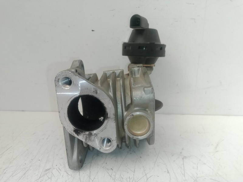 Recambio de caja mariposa para fiat stilo (192) 1.9 jtd cat referencia OEM IAM 46817373-B3070  