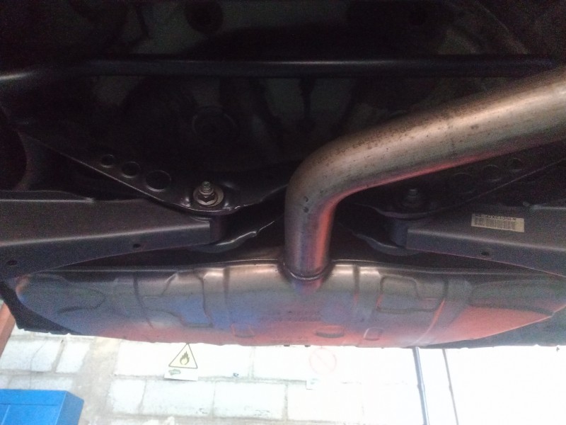 Recambio de tubo escape trasero para volkswagen touran (1t1) 2.0 tdi referencia OEM IAM   