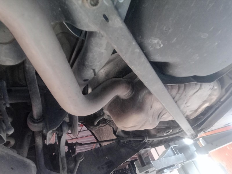 Recambio de tubo escape trasero para volkswagen eos (1f7) 1.4 16v tsi referencia OEM IAM   