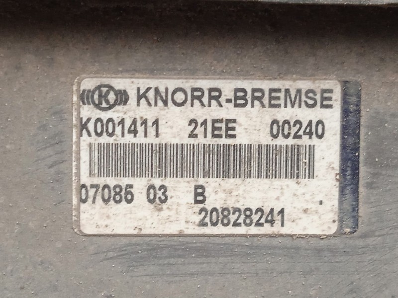 Recambio de valvula aire adicional para volvo fl ii 240 referencia OEM IAM 20828241  