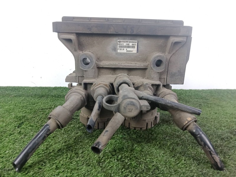 Recambio de valvula de vacio para volvo fl xxx 7.2 diesel referencia OEM IAM 20828241  