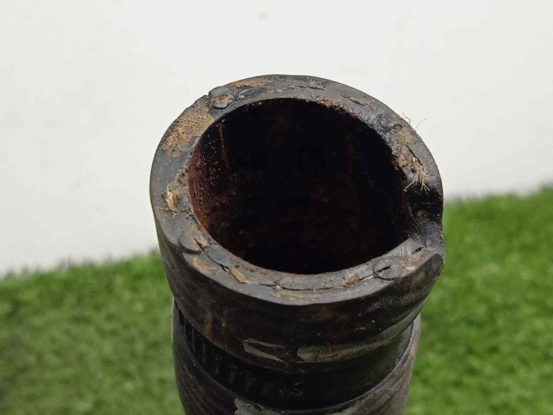 Recambio de tubo para iveco daily furgón 2.3 diesel cat referencia OEM IAM 5801630419 AGUA 