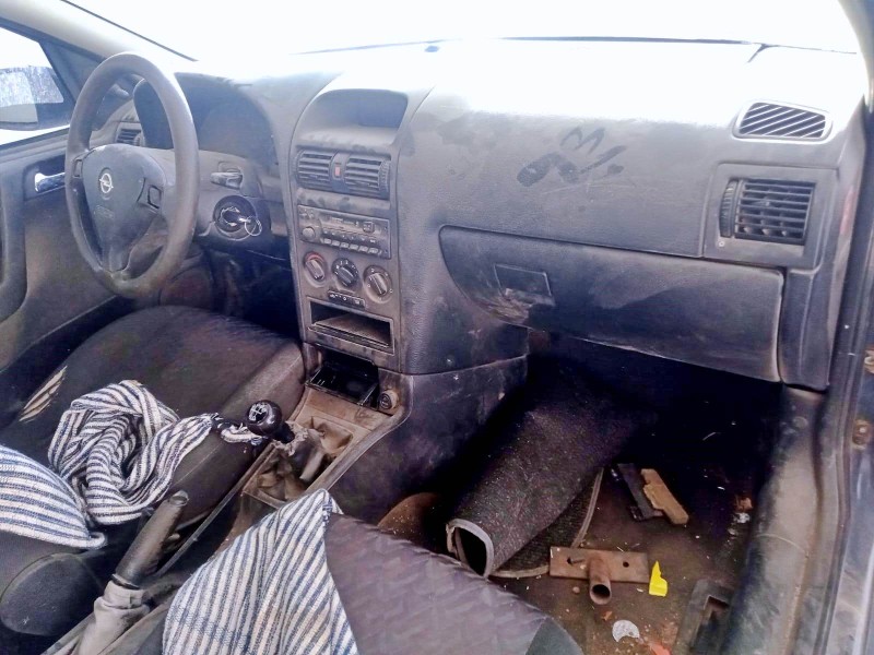 opel astra g hatchback (t98) del año 2002