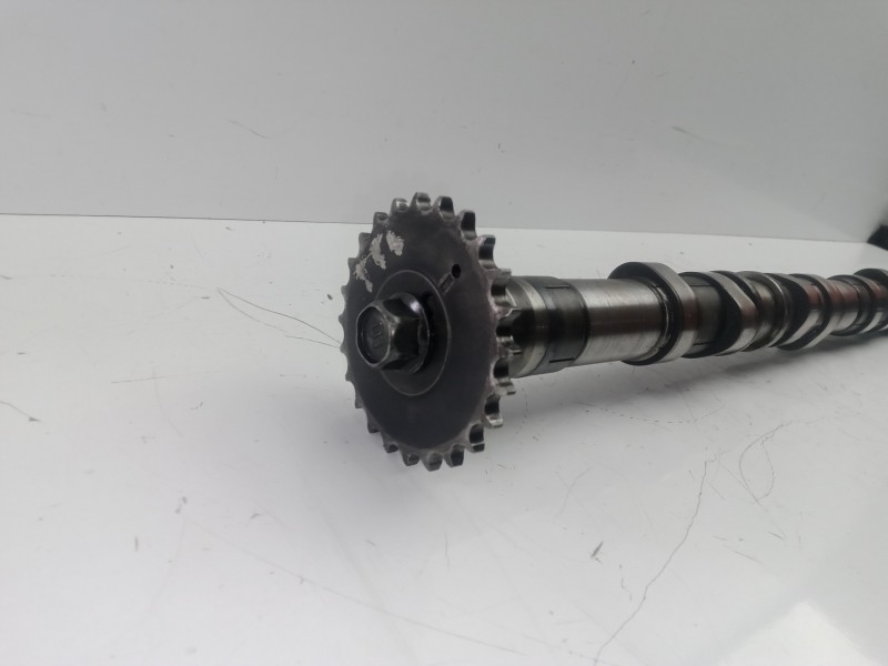 Recambio de arbol de levas para kia sorento 2.5 crdi referencia OEM IAM   