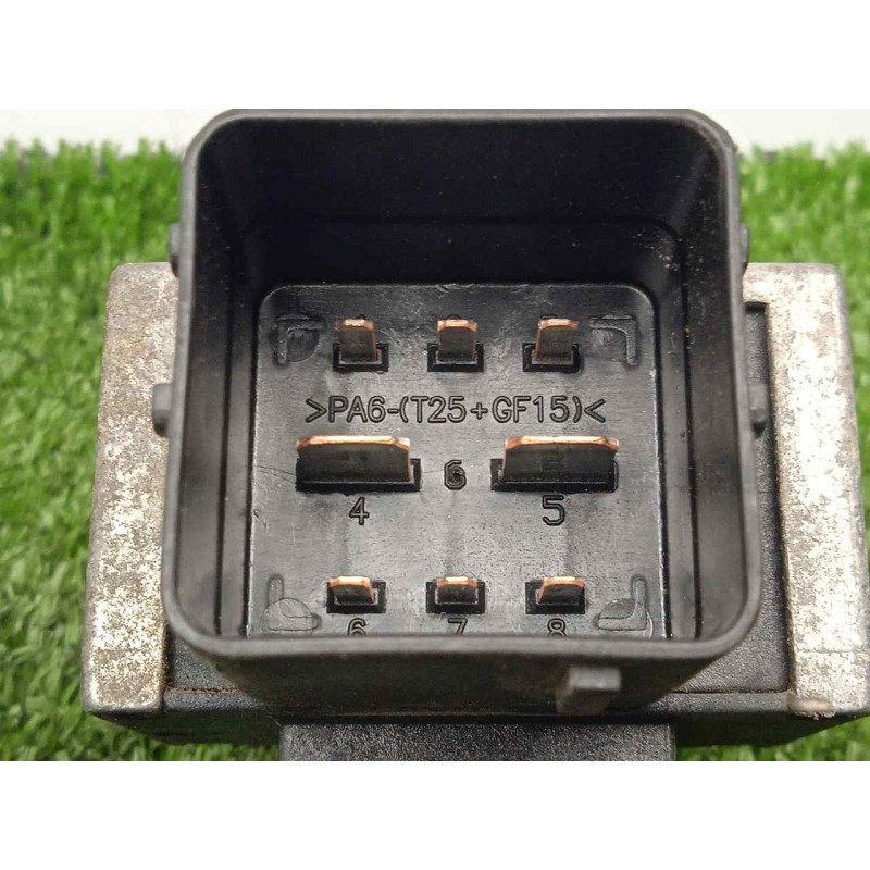 Recambio de caja precalentamiento para renault trafic caja cerrada (ab 4.01) 2.0 dci diesel fap cat referencia OEM IAM 820085924