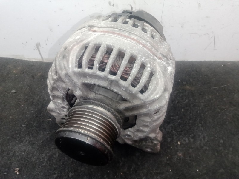 Recambio de alternador para seat leon (1p1) 1.9 tdi referencia OEM IAM 06F903023F - 0124525091 BOSCH 