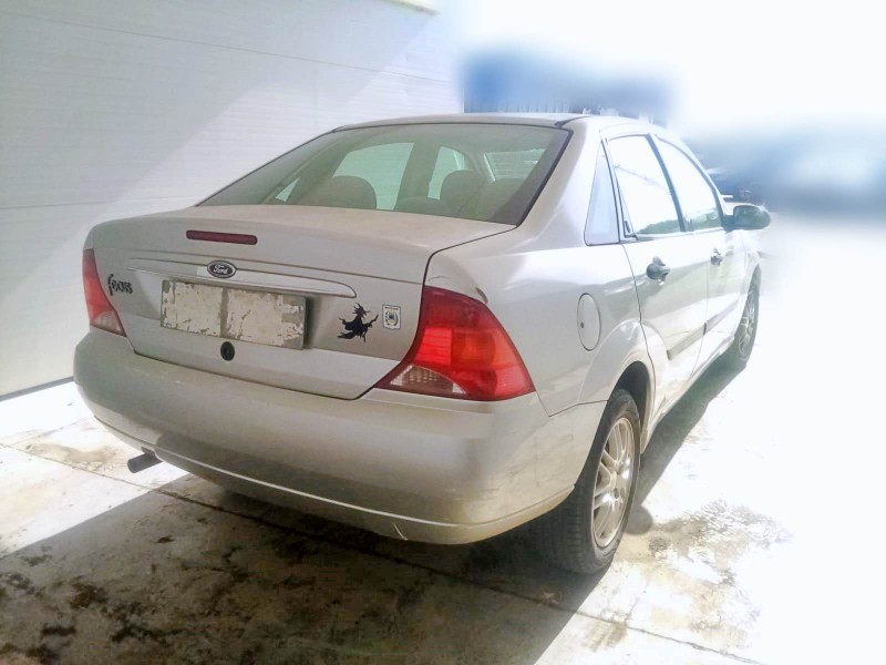 ford focus i sedán (dfw) del año 1999