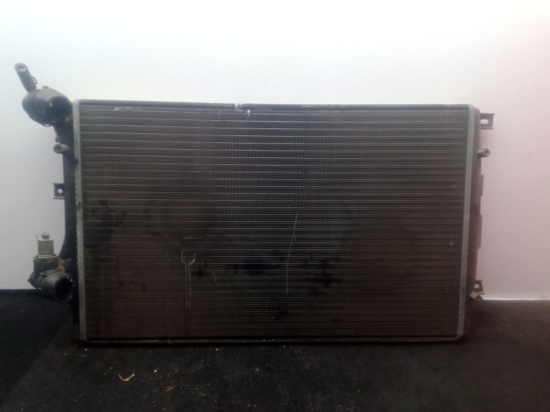 Recambio de radiador agua para seat leon (1p1) 1.9 tdi referencia OEM IAM 1K0121253AA  