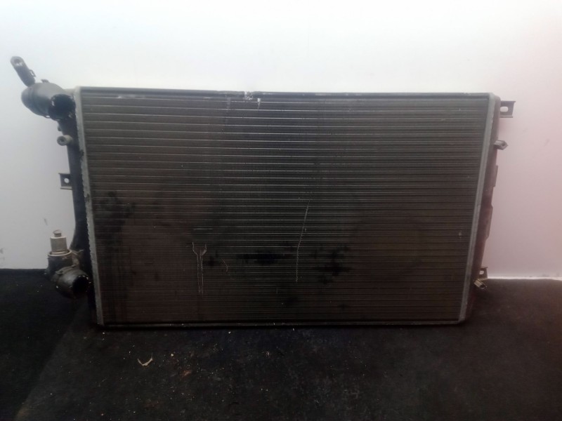 Recambio de radiador agua para seat leon (1p1) 1.9 tdi referencia OEM IAM 1K0121253AA  