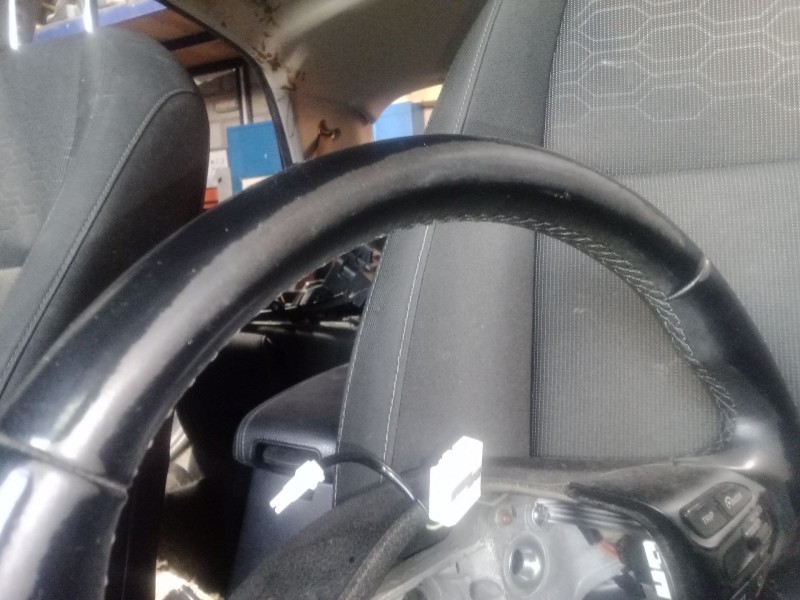 Recambio de volante para kia rio iv (yb, sc, fb) 1.4 crdi 77 referencia OEM IAM   