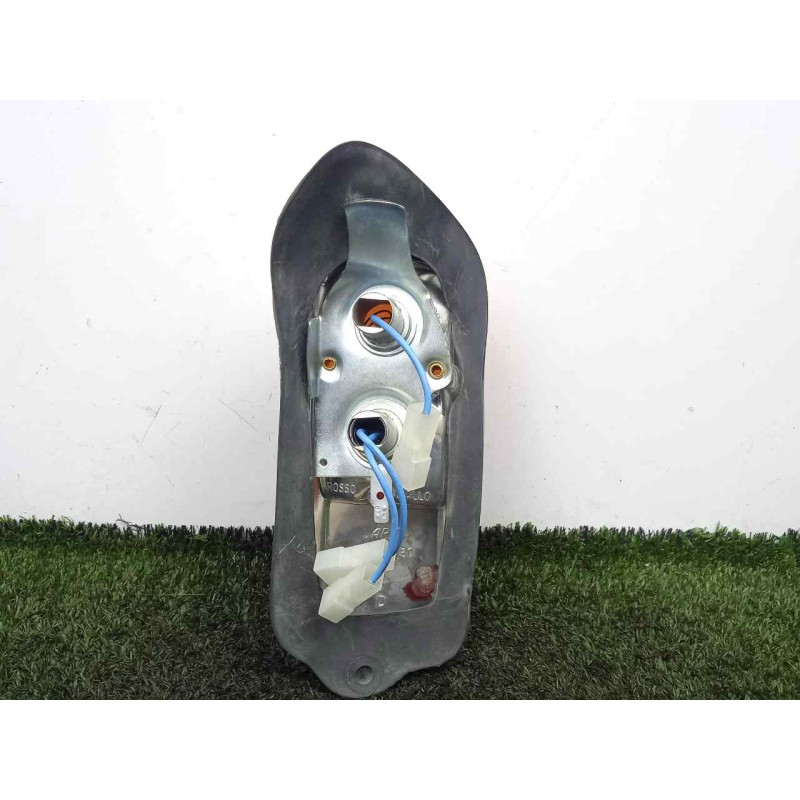 Recambio de piloto trasero derecho para seat 600 600 d referencia OEM IAM   