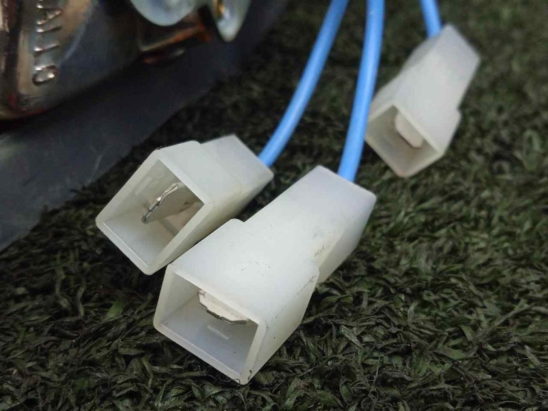 Recambio de piloto trasero derecho para seat 600 600 d referencia OEM IAM   