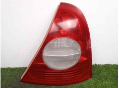 Recambio de piloto trasero derecho para renault clio ii fase ii (b/cb0) 1.5 dci diesel referencia OEM IAM SINREFERENCIA 01-05 - 
