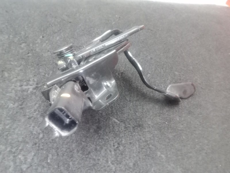 Recambio de cerradura capot para kia rio iv (yb, sc, fb) 1.4 crdi 77 referencia OEM IAM .  