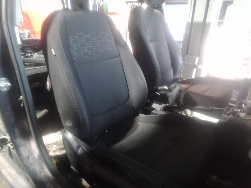 Recambio de asiento delantero derecho para kia rio iv (yb, sc, fb) 1.4 crdi 77 referencia OEM IAM   