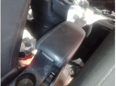 Recambio de apoyabrazos central para kia rio iv (yb, sc, fb) 1.4 crdi 77 referencia OEM IAM    2