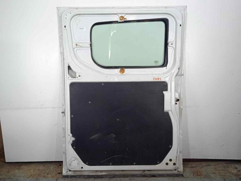 Recambio de puerta lateral corredera derecha para iveco daily furgón 2.3 diesel cat referencia OEM IAM 5801525332  