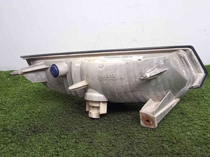 Recambio de piloto delantero izquierdo para iveco daily furgón 2.3 diesel cat referencia OEM IAM 5801874640  