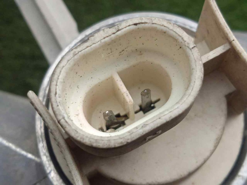 Recambio de piloto delantero izquierdo para iveco daily furgón 2.3 diesel cat referencia OEM IAM 5801874640  