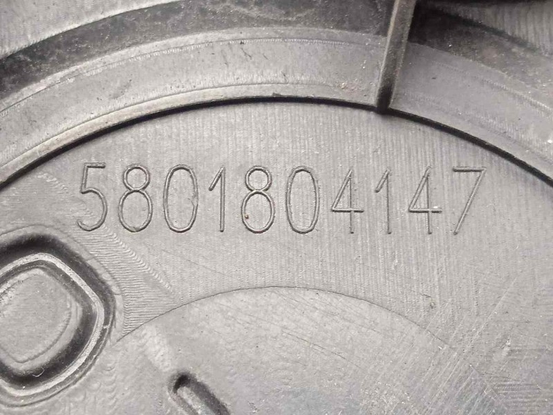 Recambio de tapacubos para iveco daily furgón 2.3 diesel cat referencia OEM IAM 5801804147 6.TORNILLOS 