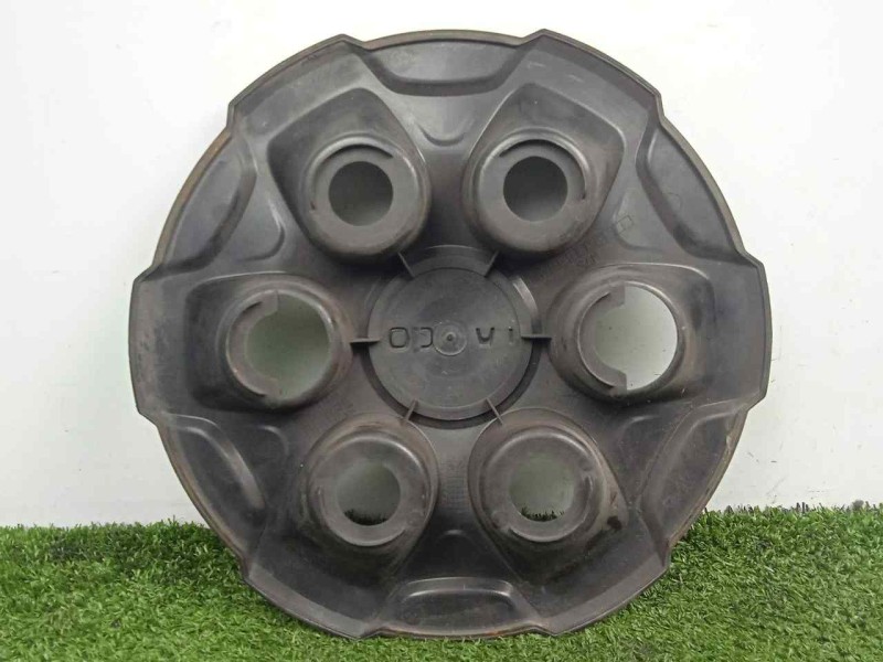 Recambio de tapacubos para iveco daily furgón 2.3 diesel cat referencia OEM IAM 5801804147 6.TORNILLOS 