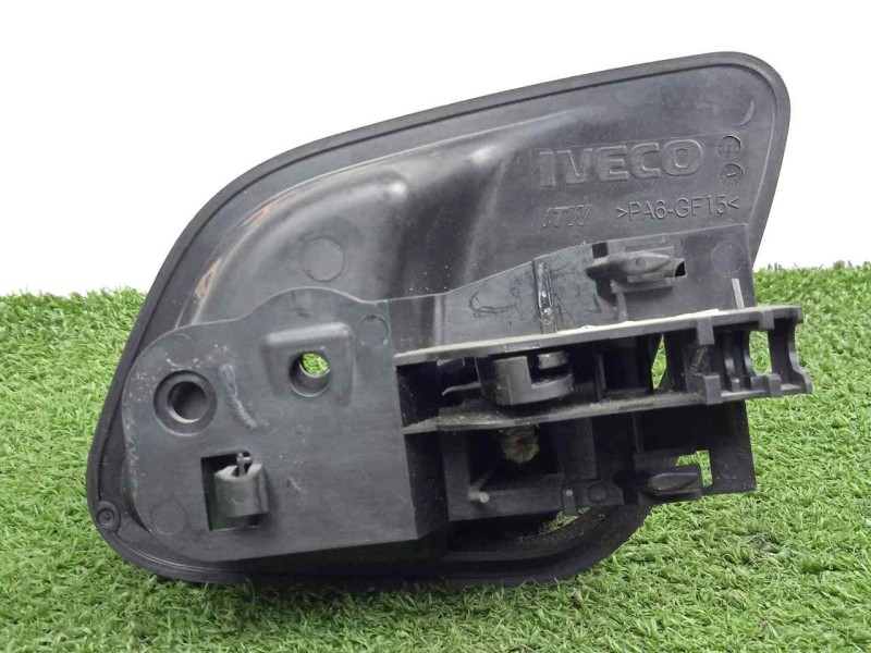 Recambio de maneta interior delantera izquierda para iveco daily furgón 2.3 diesel cat referencia OEM IAM 5801834155  