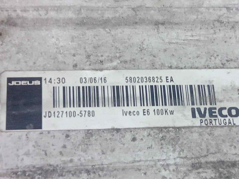 Recambio de intercooler para iveco daily furgón 2.3 diesel cat referencia OEM IAM 5801526777 190X600X65 