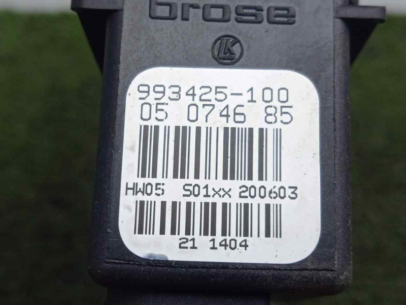 Recambio de motor elevalunas trasero derecho para volkswagen touran (1t1) 1.9 tdi referencia OEM IAM 1K0959704B - 993425100  