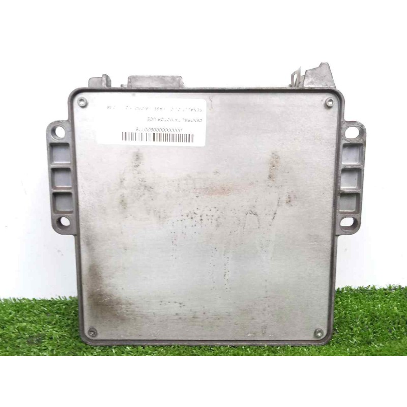 Recambio de centralita motor uce para renault clio ii fase i (b/cbo) 1.2 referencia OEM IAM 7700111151-Z16511366-7700868294  SAG