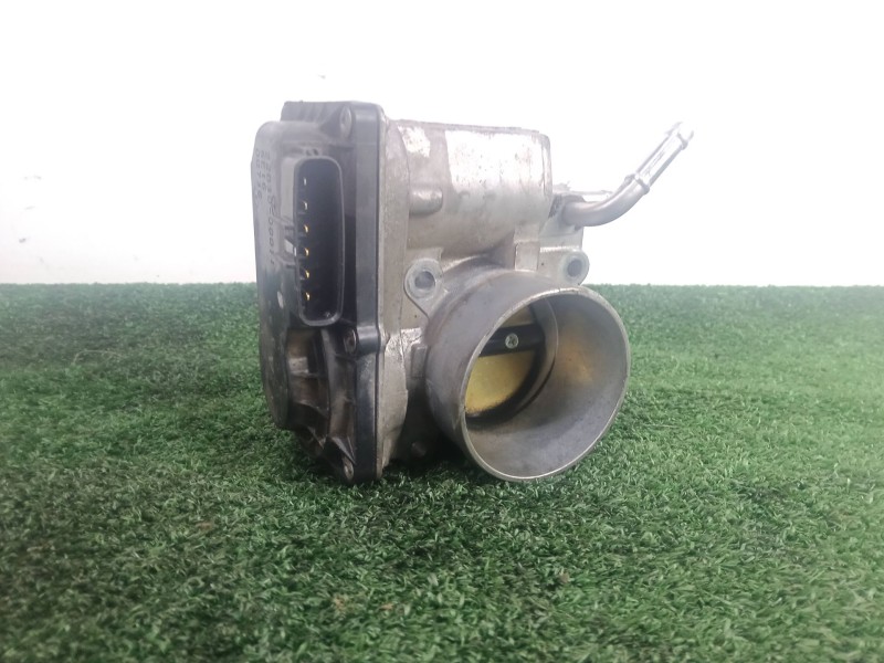 Recambio de caja mariposa para toyota avensis sedán (_t25_) 1.8 (zzt251_) referencia OEM IAM 220300D011 - 5E1600736 6.PINES 