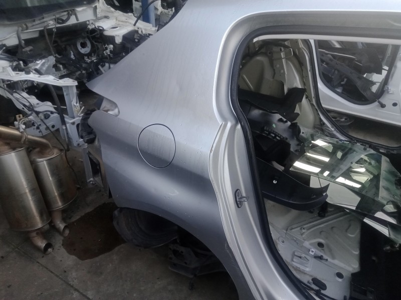 Recambio de aletin trasero derecho para peugeot 308 1.6 16v e-hdi fap referencia OEM IAM   