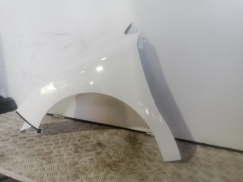 Recambio de aleta delantera izquierda para citroën c4 ii (nc_) 1.4 vti 95 referencia OEM IAM   