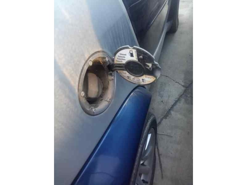 Recambio de tapa exterior combustible para smart coupe 0.8 cdi cat referencia OEM IAM   